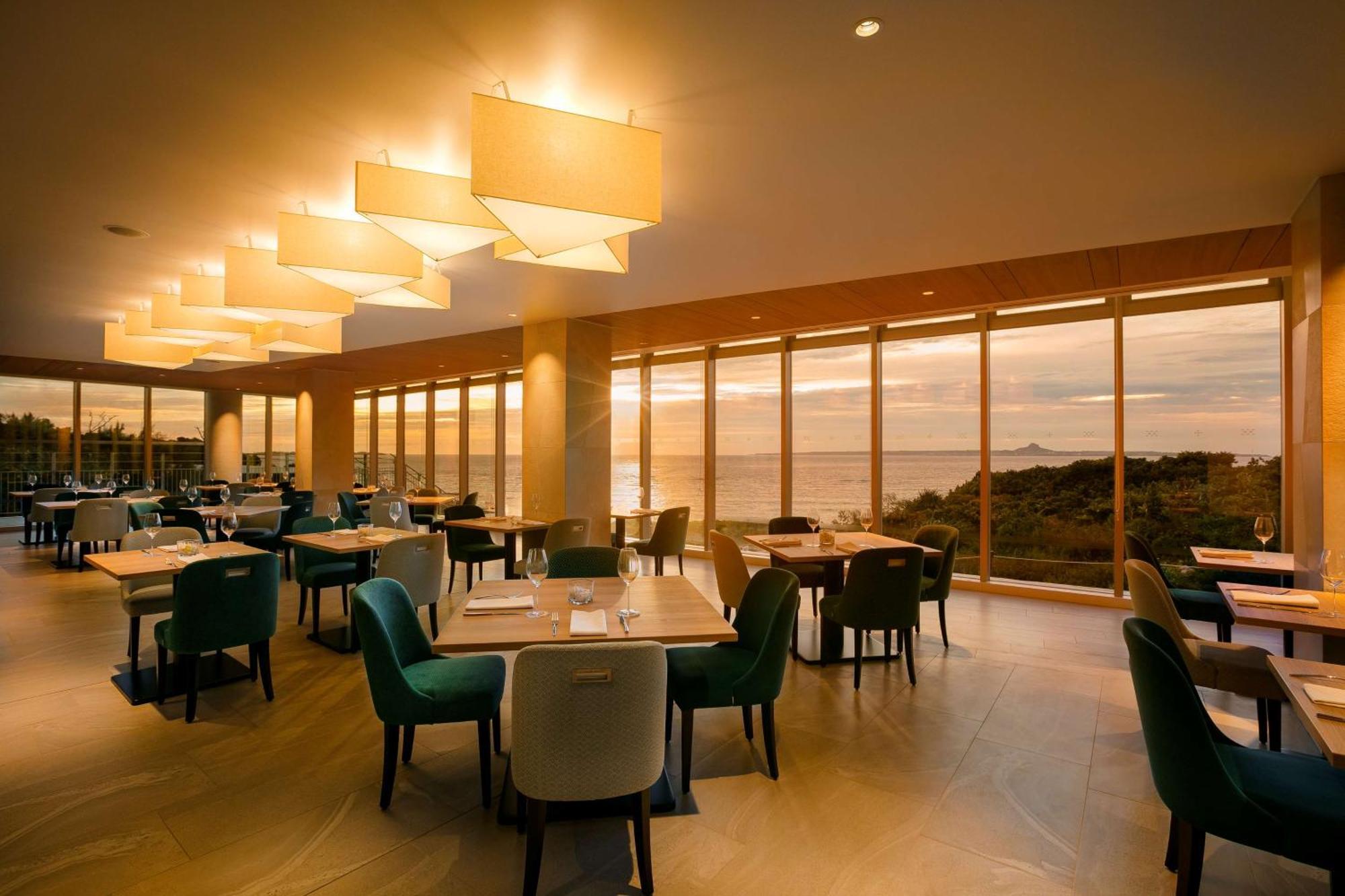 Hilton Okinawa Sesoko Resort Motobu Eksteriør bilde